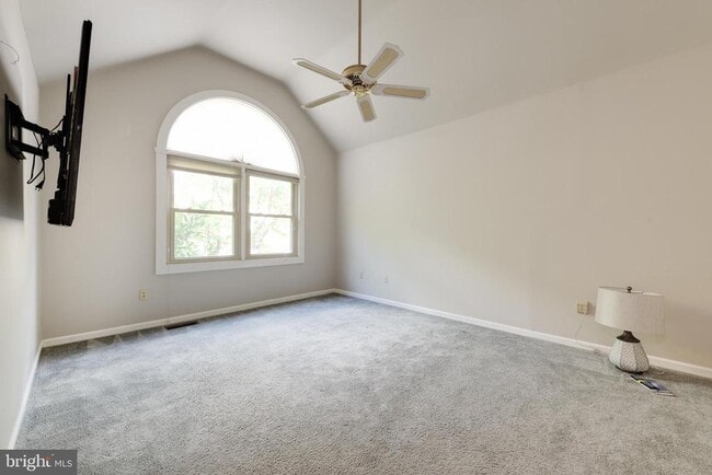 Building Photo - 82 Bunker Hill Ct