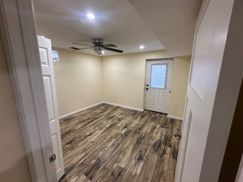 Building Photo - 7351 Waldman Ave