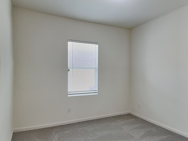 Building Photo - Wonderful 4 bedroom in Willow Springs!