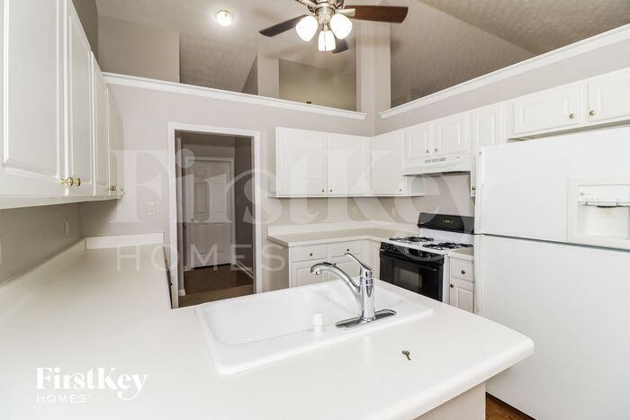 Building Photo - 520 Sterling Pointe Ct NW