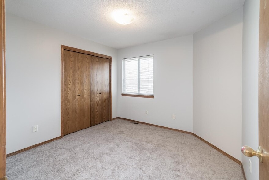 2nd Bedroom- Main Floor - 6317 Quail Ridge St