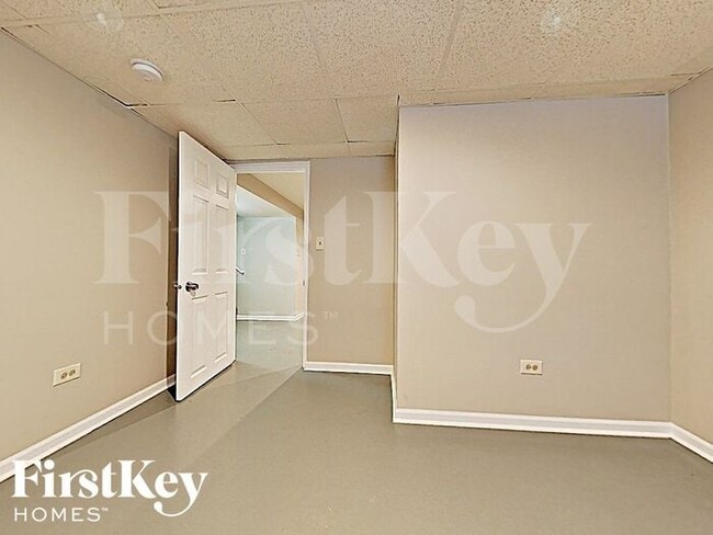 Building Photo - 21320 Butterfield Pkwy