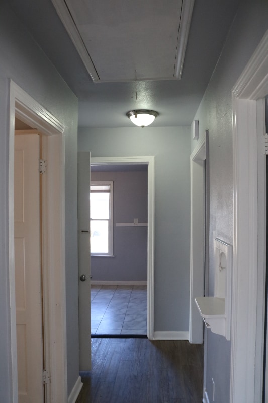 Building Photo - 250 Senisa Dr