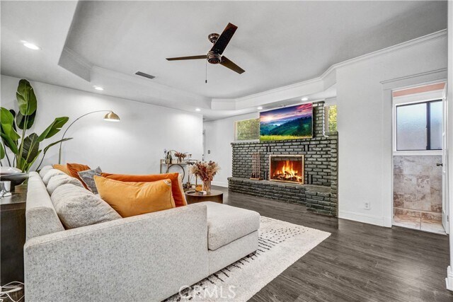 Building Photo - 4728 Sunfield Ave