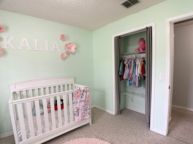 Building Photo - 3149 Lakeside Villa Rd