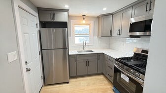 Building Photo - 3 Mamelon Cir