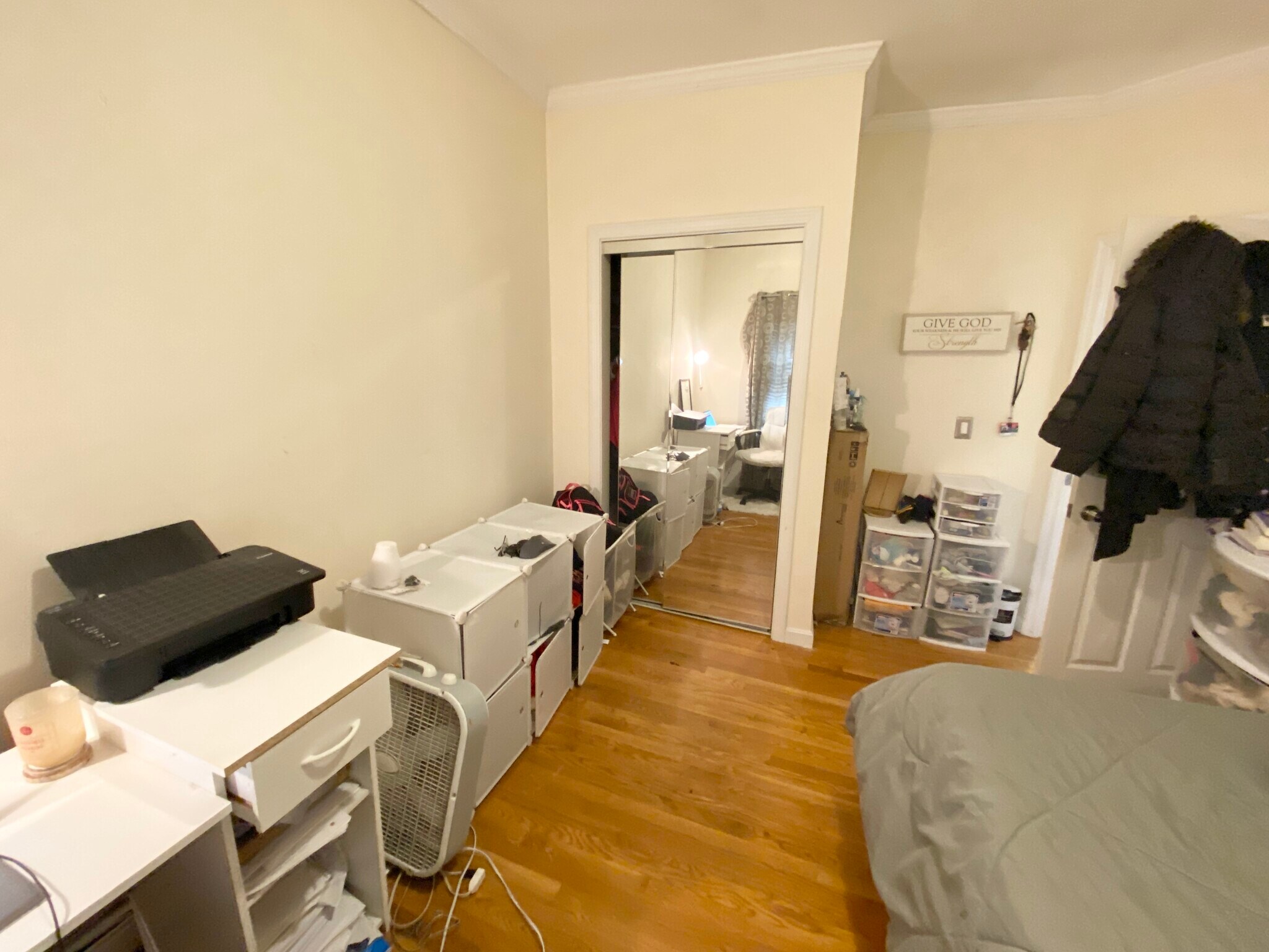 Building Photo - 170 Bolton St