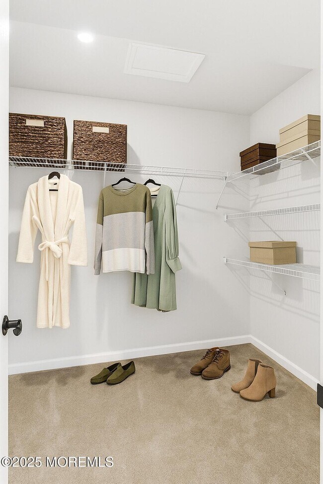 Building Photo - 4 Barton Ave