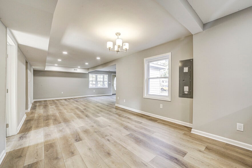 Building Photo - 3828 8th St