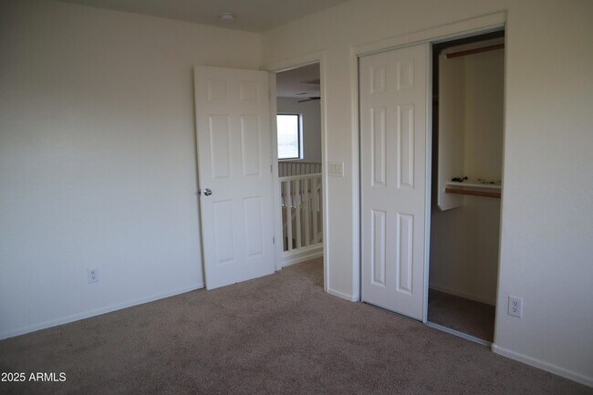 Building Photo - 35161 N Bandolier Dr