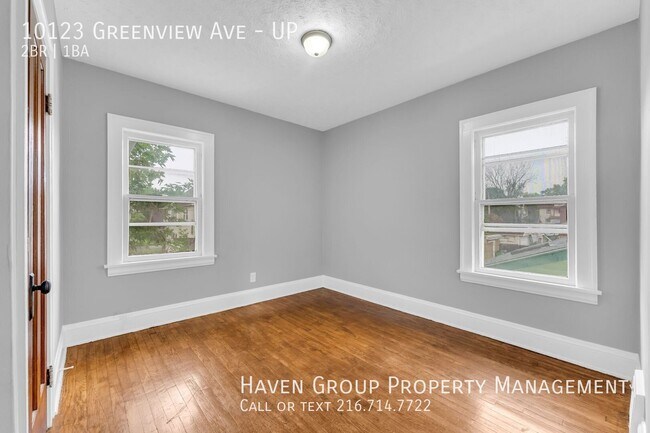 Building Photo - 10123 Greenview Ave