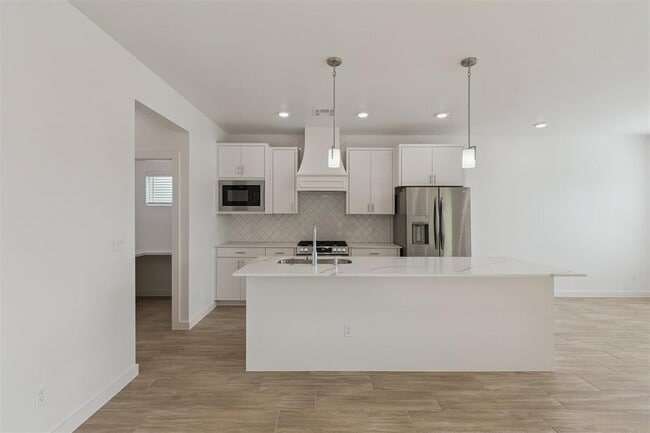 Building Photo - 17920 Anthem Blvd