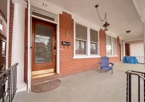 Building Photo - 34 E Liberty St