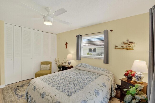 Building Photo - 202 Bedford St