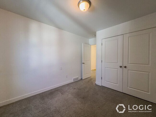 Building Photo - 11627 Frost View Ln