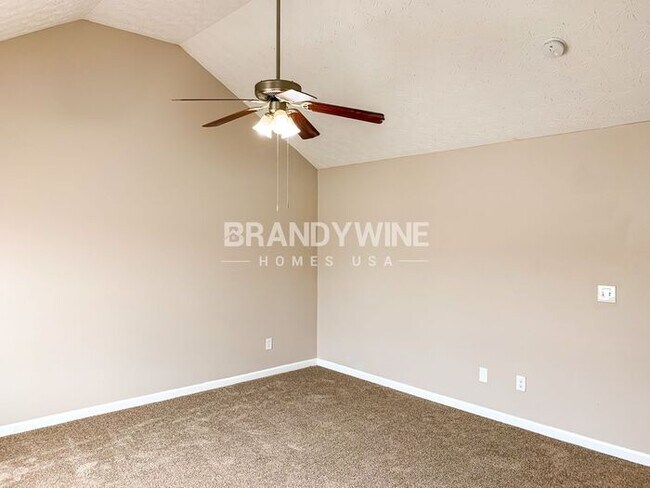 Building Photo - Captivating 4BR! A remarkable find