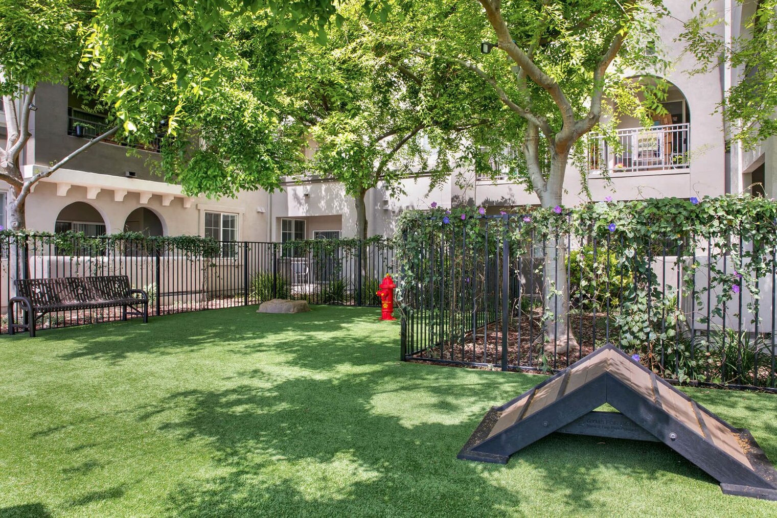 Building Photo - 730 Agnew Rd