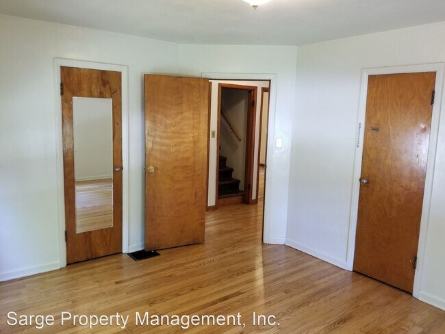 Building Photo - 4 br, 2 bath House - 517 S Mitchell St