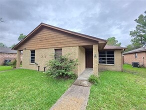 Building Photo - 1615 Hazelwood St