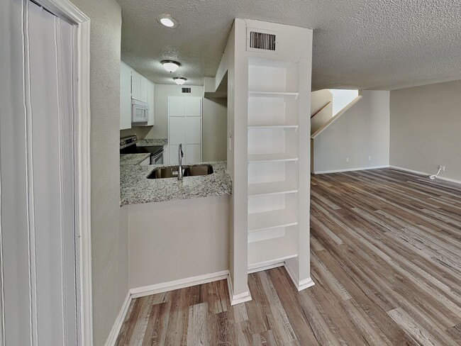 Building Photo - COMING SOON IN FORT WORTH!