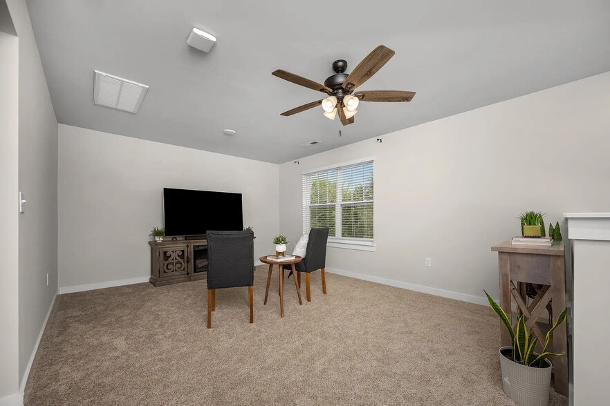 Building Photo - 4204 Aragorn Way