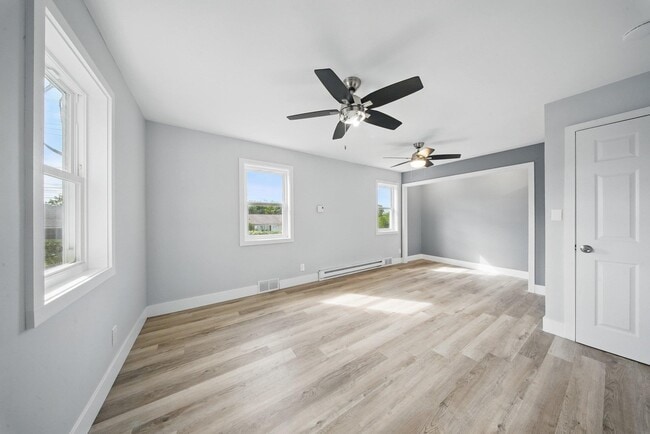 Building Photo - 341 Highland Ave Ext