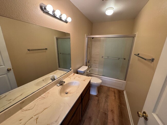 Building Photo - Welcome to your newly remodeled townhome!