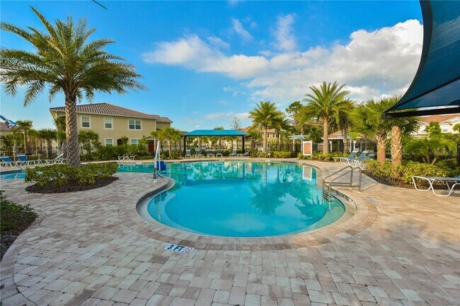 Building Photo - 3215 Oriole Dr