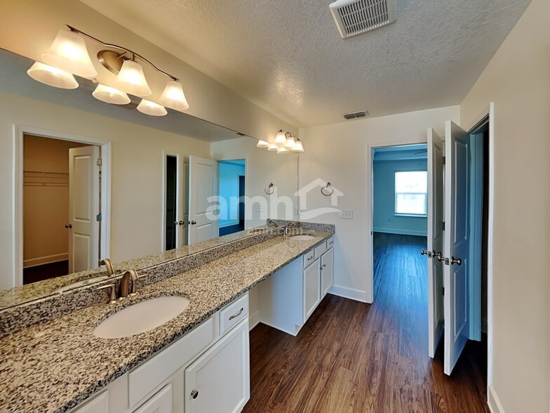 Building Photo - 4207 Hollow Stump Run