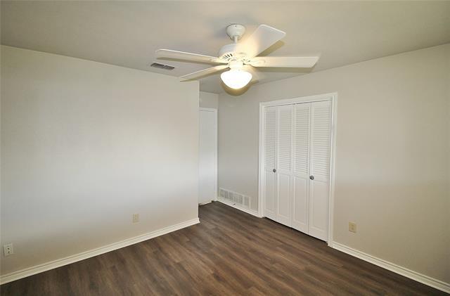 Building Photo - 4219 Oak Arbor Dr