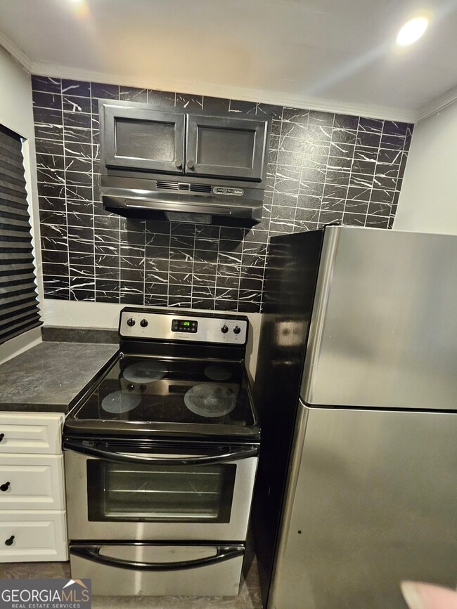 Building Photo - 521 Meriwether St