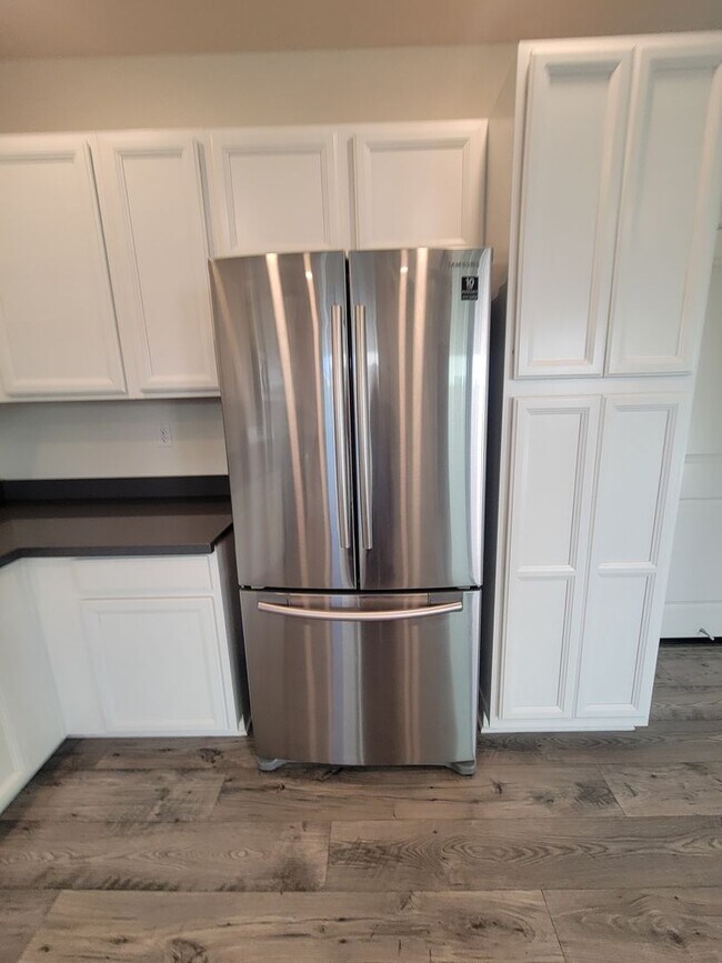 Building Photo - Available now! Stunning New North Natomas Home!