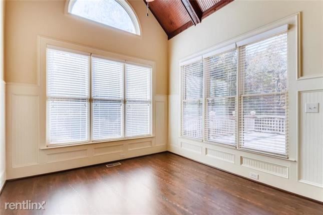 Building Photo - 5 br, 4 bath House - 1073 Lakebend Drive