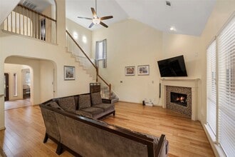 Building Photo - 12011 Via Siena Ln