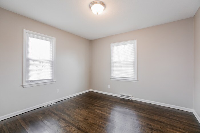 Building Photo - 16508 East 40th St S