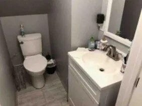 Building Photo - 684 E 400 N