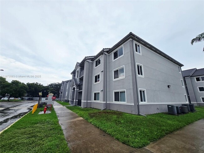 Building Photo - 15410 SW 284th St