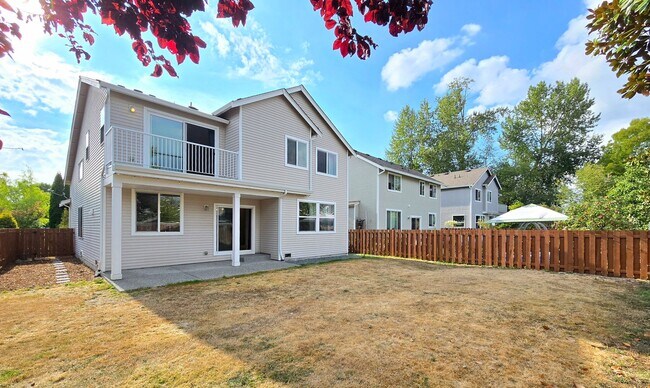 Building Photo - Single Family 4 Bed/2.5 Bath Home in Lake ...