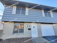 Building Photo - Updated 2 Bed 1 Bath Overland Park Duplex-...