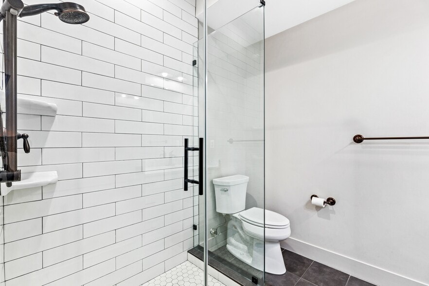 Bathroom 2 - 527 Longfellow St NW