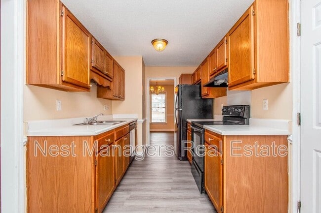 Building Photo - 3813 Constance Rd