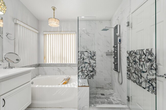 Building Photo - 78895 Morning Star Way