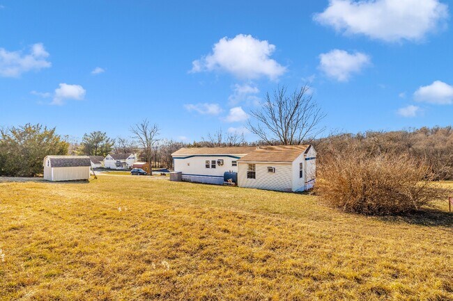 Building Photo - 5201 Amos Reeder Rd