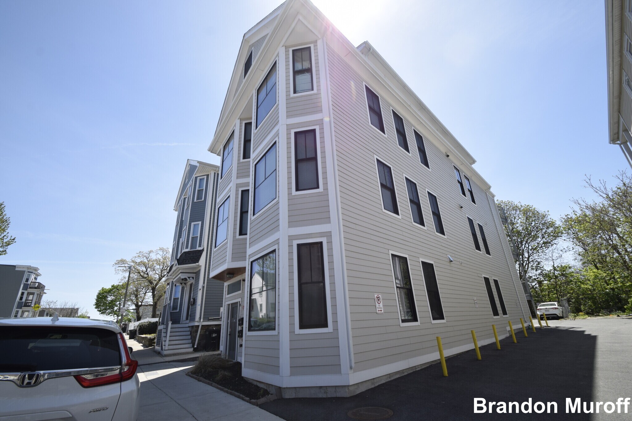 Building Photo - 15 Maywood St