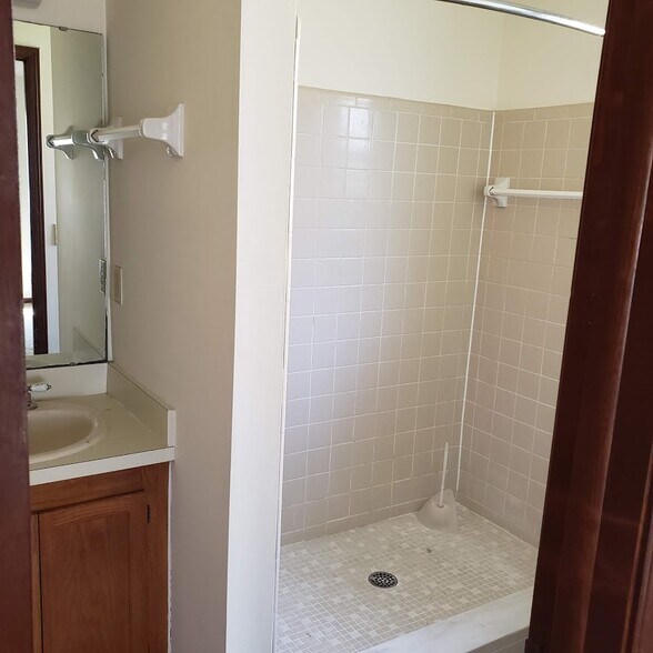 Building Photo - 2658B San Francisco Blvd