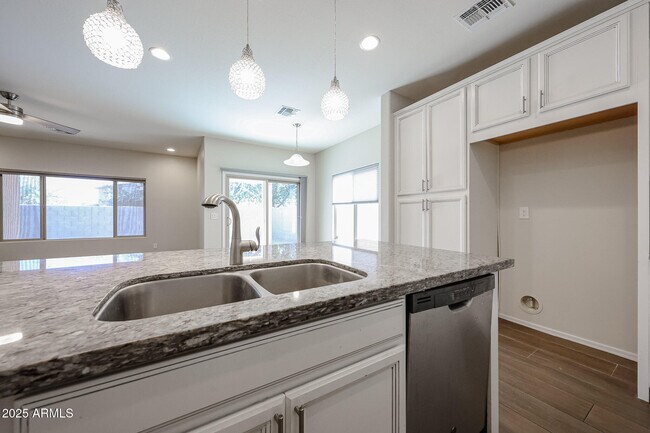 Building Photo - 26329 N 166th Ave