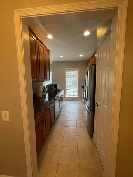 Building Photo - 2203 Greywing St