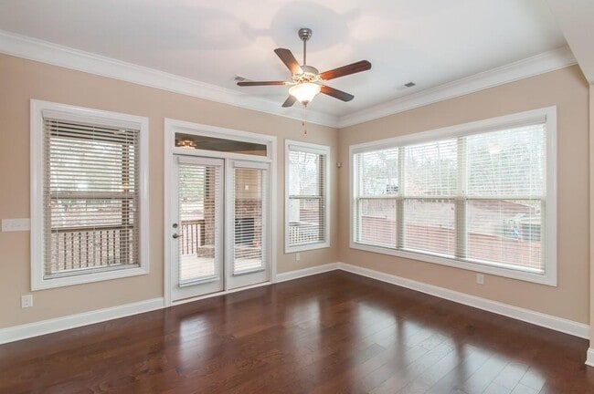 Building Photo - 4505 Summersweet Dr