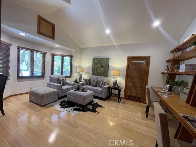 Building Photo - 761 S Los Robles Ave