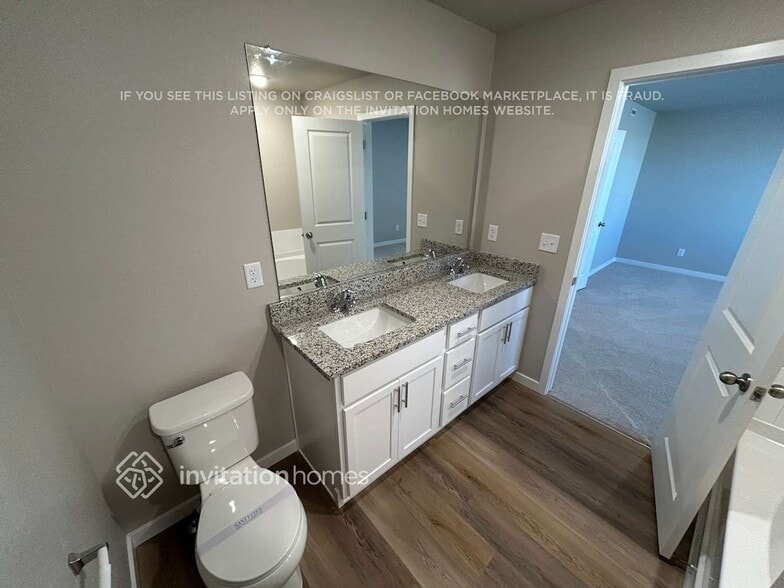 Building Photo - 7406 Green River Ave